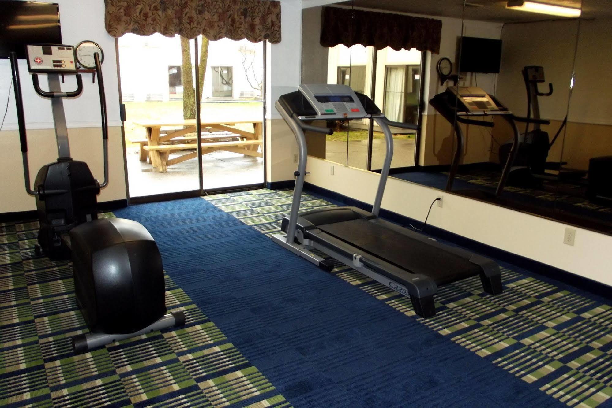 Oyo Hotel Spokane North Ngoại thất bức ảnh