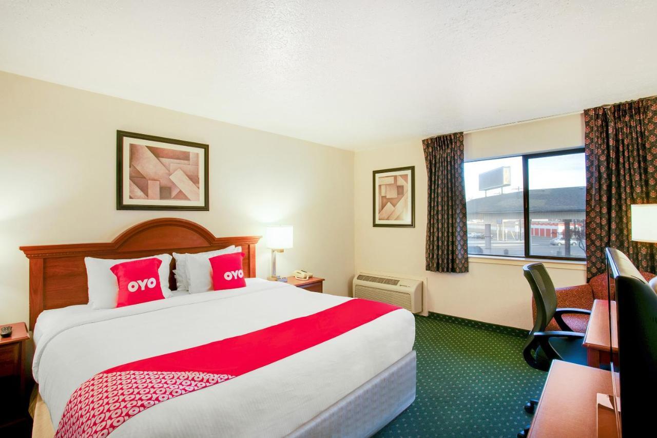 Oyo Hotel Spokane North Phòng bức ảnh